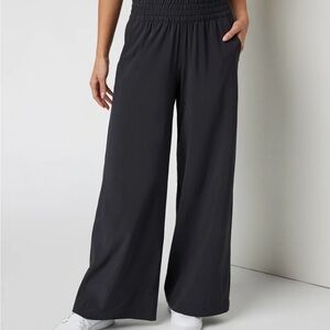 Vuori black Wide-Leg Pants